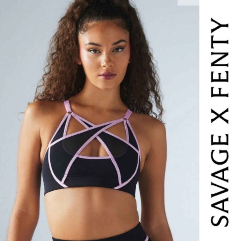 Savage X Fenty Black Sports Bra with Geometric Design